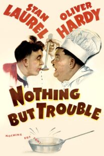 دانلود فیلم Nothing But Trouble 1944404817-1375845170