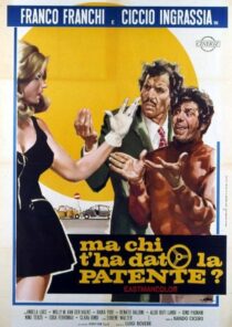 دانلود فیلم Ma chi t’ha dato la patente? 1970405565-231419823