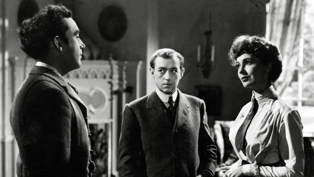 دانلود فیلم Kind Hearts and Coronets 1949