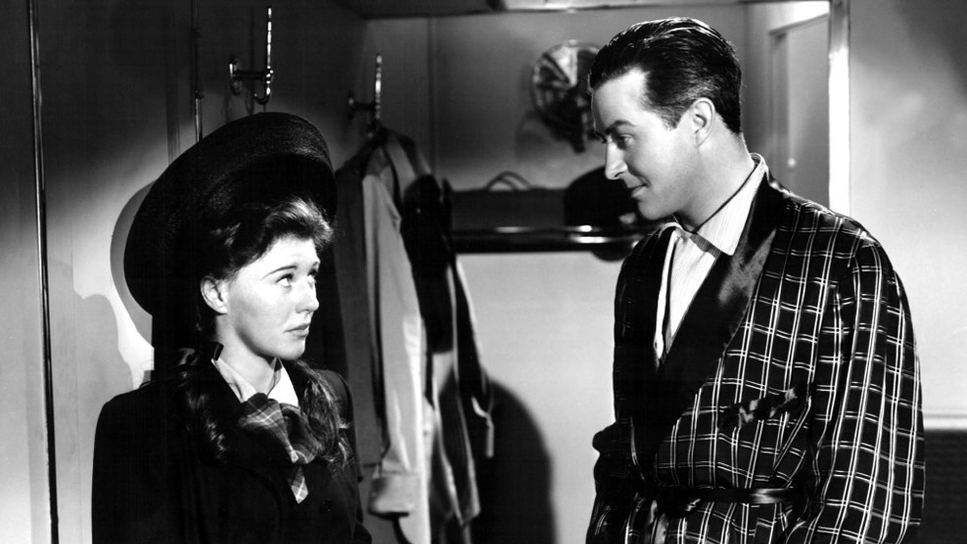 دانلود فیلم The Major and the Minor 1942