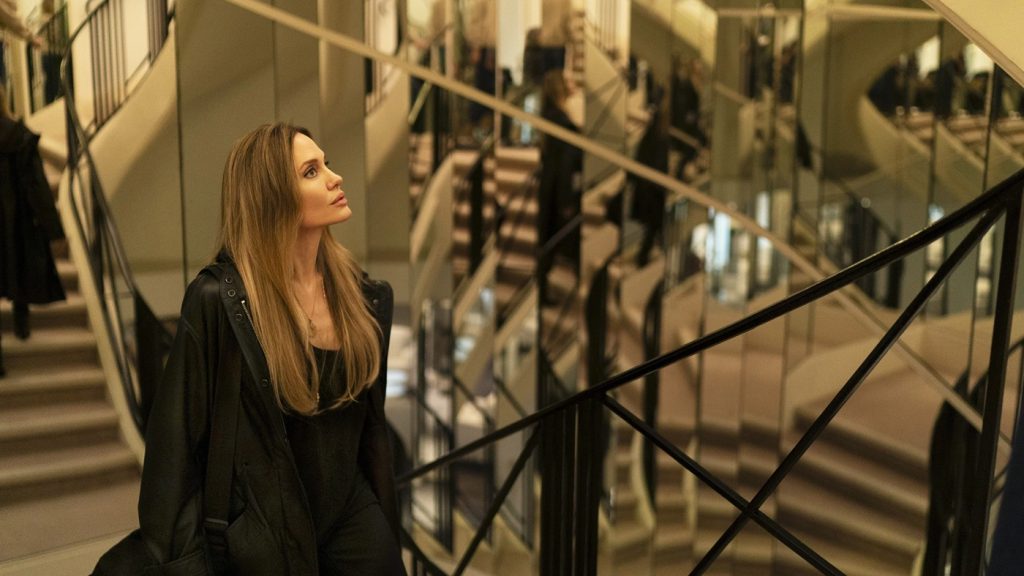 دانلود فیلم Couture 2025